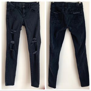 American Eagle Distressed Black Jegging Jeans